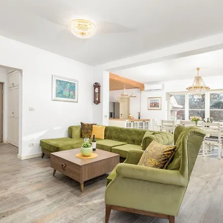 Ardiletta Villa *