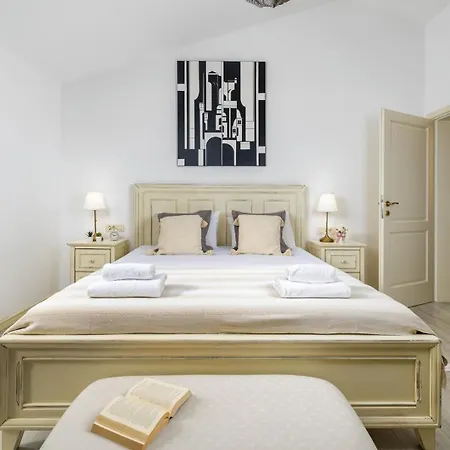 Ardiletta Villa *